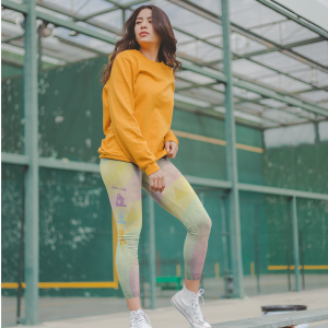 Leggings_Yoga_Yellow_mockup